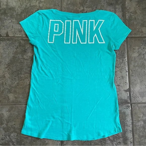 PINK Victoria’s Secret T-Shirt Top Shirt . Size S . New - Picture 2 of 2